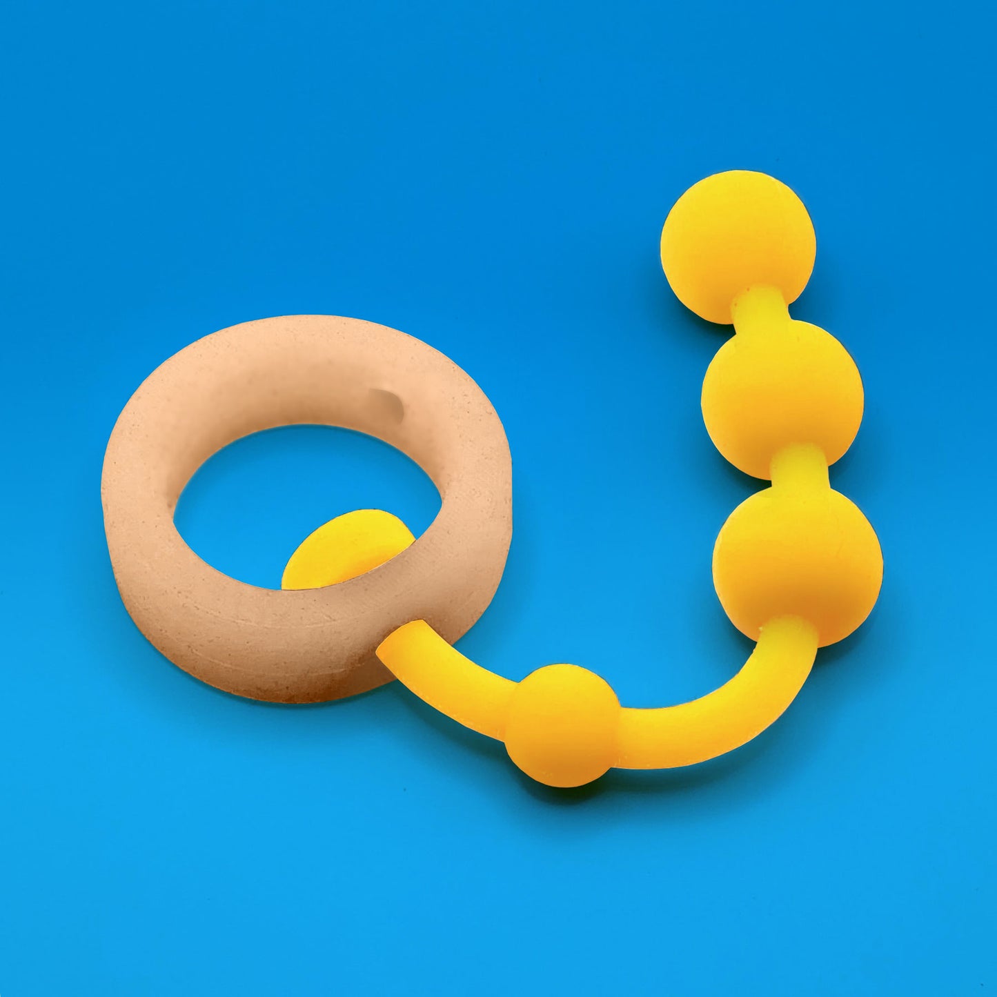 Ring w/ Beads: Nude on Yellow